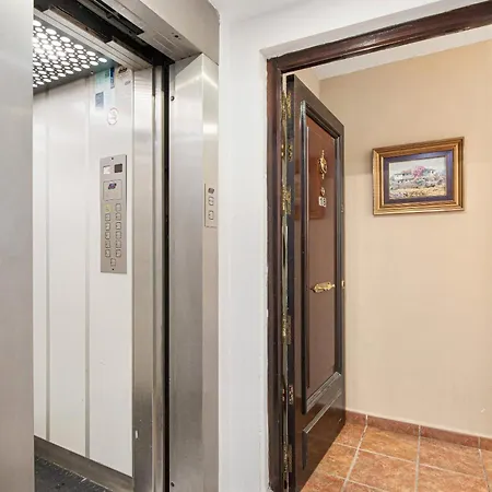 Apartment Confortable Estudio En Playa Banos Del Carmen Malaga